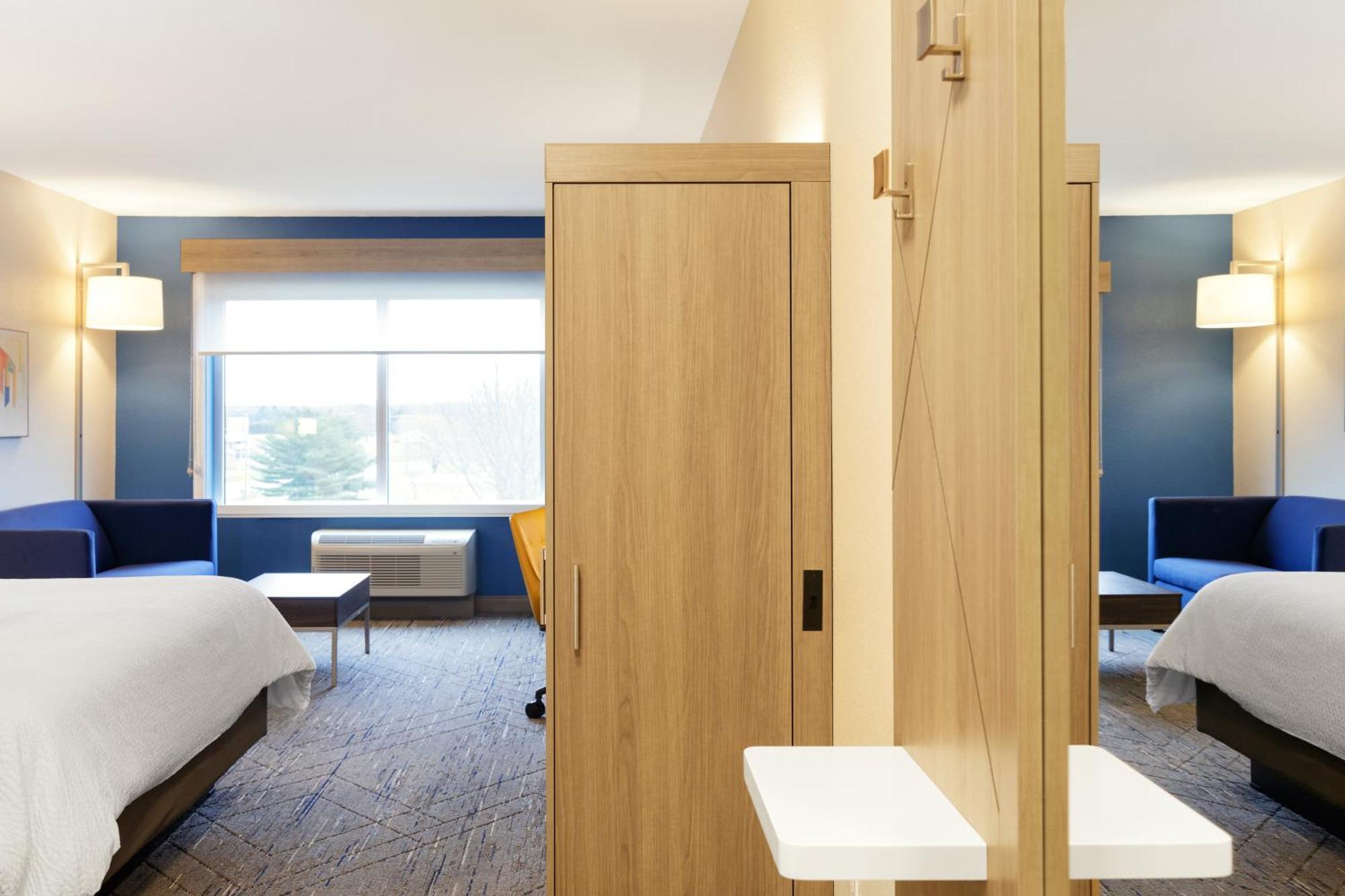 Holiday Inn Express & Suites Ripley By Ihg Exterior foto
