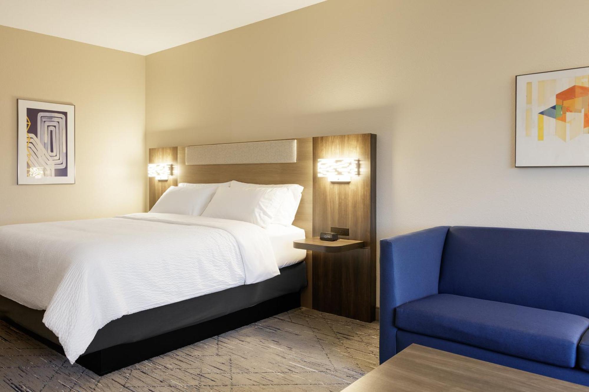 Holiday Inn Express & Suites Ripley By Ihg Exterior foto